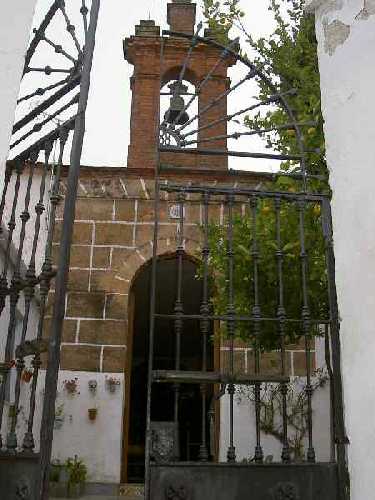 Vista del exterior de la Ermita