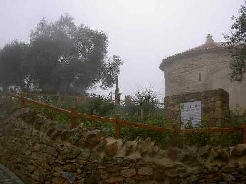 Vista del exterior de la ermita