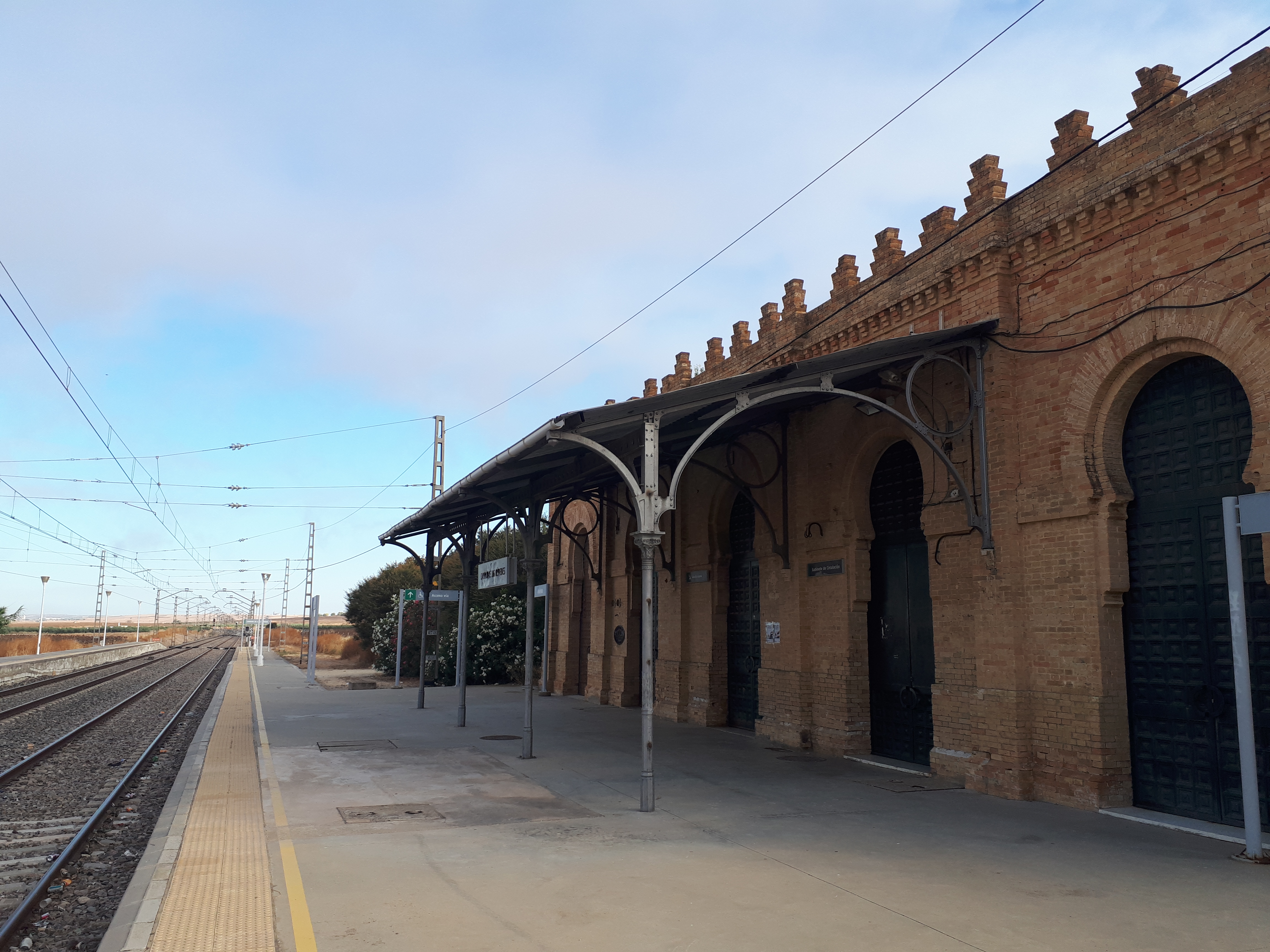 Estación de Ferrocarril de Carrión de los Céspedes