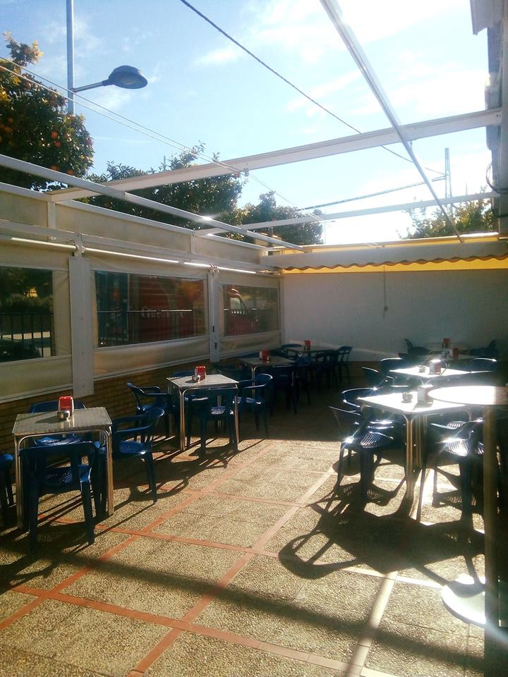 Cervecería- Cafetería La Triada