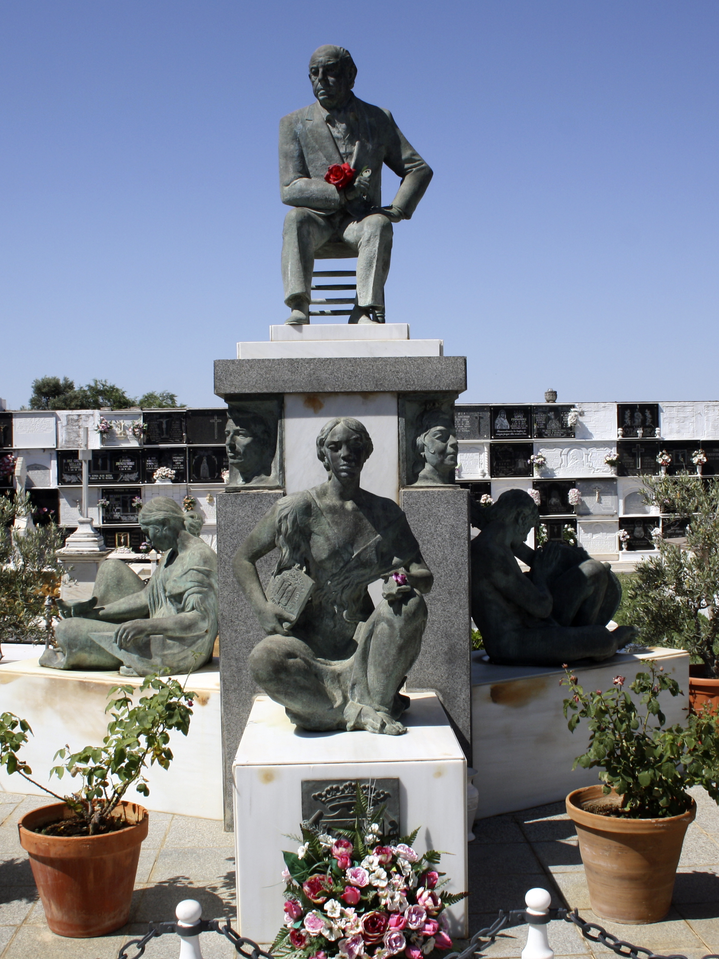 Mausoleo Antonio Mairena 